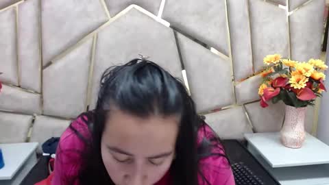 Snapshot of naomyprinces_ chatting on January 28, 1:38 pm Bulma Heidi online show from January 28, 1:38 pm