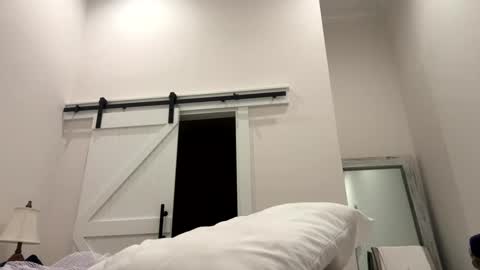 Snapshot of naples905 chatting on September 21, 7:10 am Sexy99 online show from September 21, 7:10 am