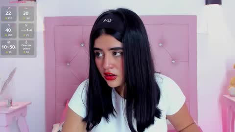 Nara Bloom online show from February 10, 6:23 pm