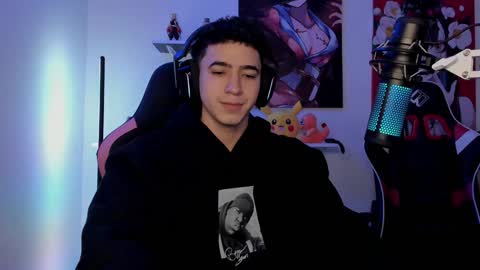 Snapshot of naranjo_seb chatting on January 2, 7:55 am sebastian online show from January 2, 7:55 am