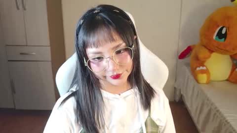 Naree online show from February 8, 9:45 am