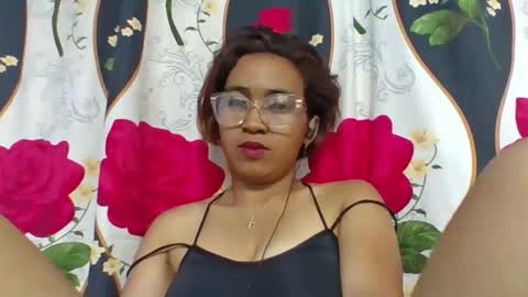 Snapshot of narindra884634 chatting on March 8, 5:28 pm narindra884634 online show from March 8, 5:28 pm