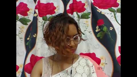 Snapshot of narindra884634 chatting on March 13, 9:49 am narindra884634 online show from March 13, 9:49 am