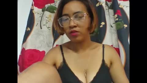 Snapshot of narindra884634 chatting on March 21, 9:14 am narindra884634 online show from March 21, 9:14 am