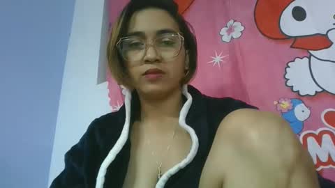 narindra884634 online show from May 14, 7:04 am