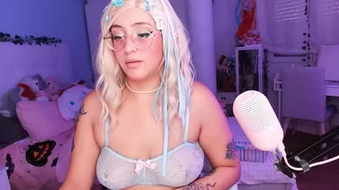 Snapshot of narubolita chatting on October 3, 9:06 am Narubolita Narupinku online show from October 3, 9:06 am