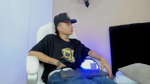 Nascary Fox online show from September 22, 8:00 pm