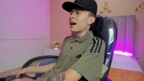 Nascary Fox online show from February 16, 8:05 pm