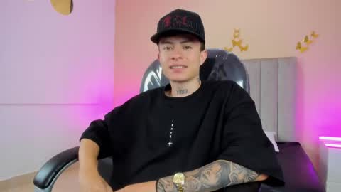 Nascary Fox online show from May 17, 1:07 pm