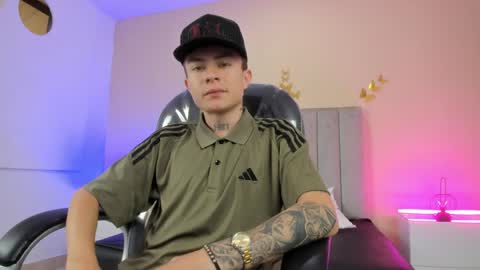 Nascary Fox online show from May 18, 1:17 pm