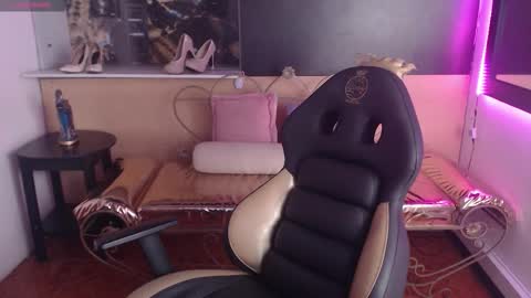 nashly_dream online show from November 4, 8:52 pm