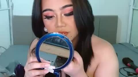 Snapshot of nasty_valeria chatting on December 5, 1:47 am VALERIA online show from December 5, 1:47 am