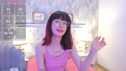 Snapshot of nastya_fantasy chatting on February 12, 7:24 pm Nastya online show from February 12, 7:24 pm