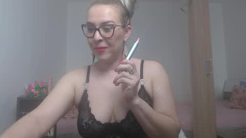 Ada online show from March 23, 8:35 pm