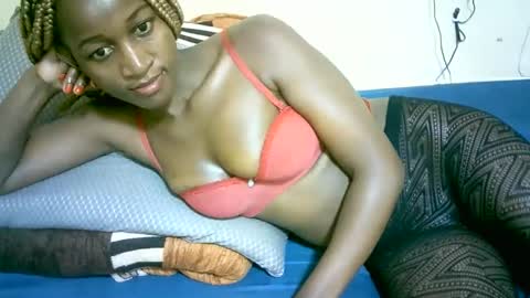 Snapshot of nastyafrika chatting on September 27, 6:29 am Marie online show from September 27, 6:29 am