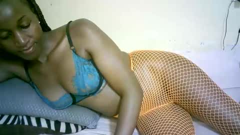 Snapshot of nastyafrika chatting on October 24, 8:27 pm Marie online show from October 24, 8:27 pm