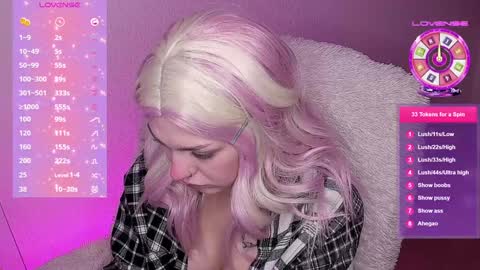Snapshot of nastycass chatting on December 3, 7:33 pm nastycass online show from December 3, 7:33 pm