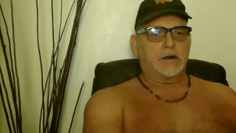 Daddy online show from December 21, 10:19 pm