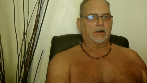 Daddy online show from December 22, 10:04 pm