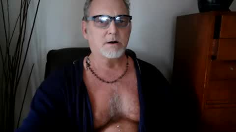 Daddy online show from February 23, 8:33 pm