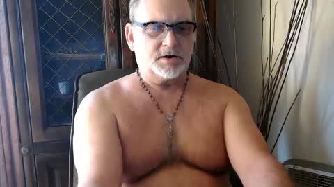 Daddy online show from March 8, 6:47 pm