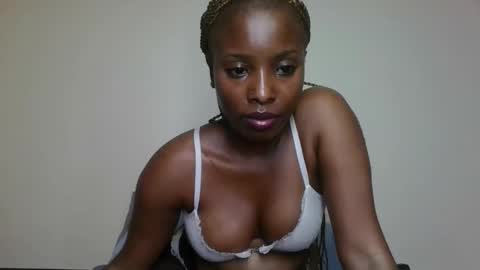 nastyivy1 online show from May 17, 8:16 pm