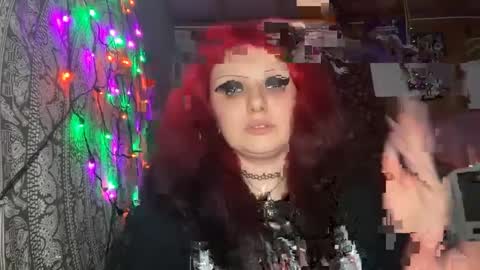 Snapshot of nastynecronancy chatting on December 16, 2:15 am online show from December 16, 2:15 am