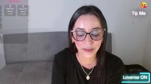 nathalia online show from December 14, 11:31 pm