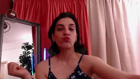 Snapshot of nat_ashax chatting on October 22, 9:42 am nat_ashax online show from October 22, 9:42 am