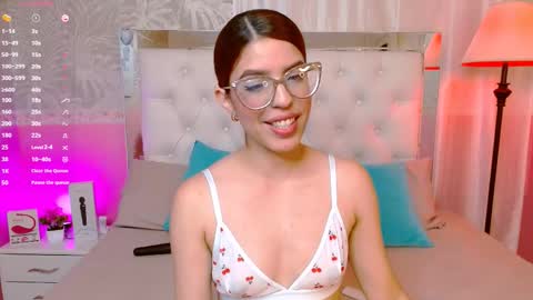   online show from October 11, 8:18 pm