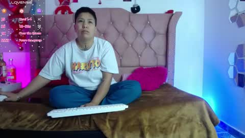 nat_evans8 online show from May 17, 3:59 am