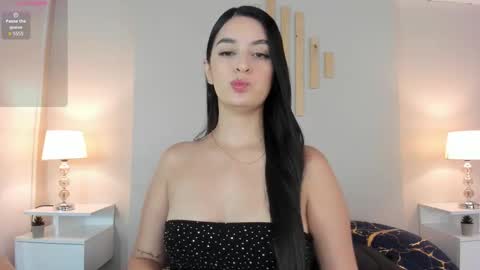 Snapshot of natachadiaz_ chatting on October 17, 11:24 am Natacha Diaz online show from October 17, 11:24 am
