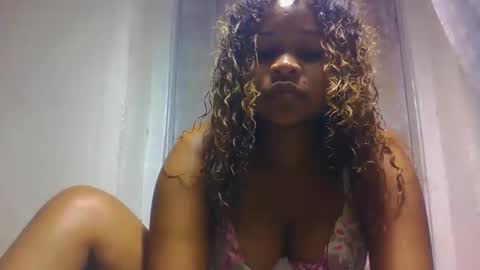 natachazz online show from March 22, 1:25 pm