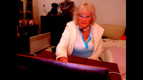 natali online show from December 14, 3:40 am