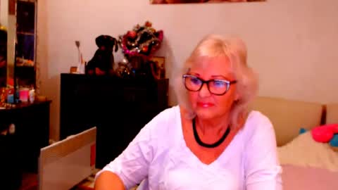 natali online show from December 18, 4:31 am