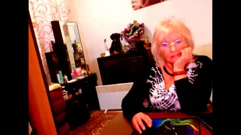 natali online show from December 30, 8:04 pm
