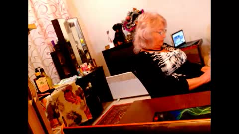 natali online show from January 4, 7:44 pm