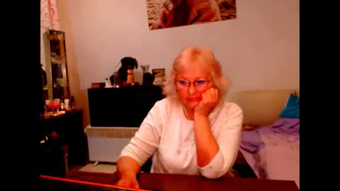natali online show from March 5, 5:29 pm