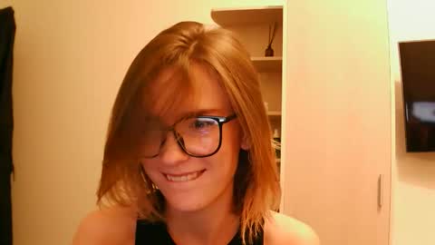 natali bright online show from March 22, 8:01 pm