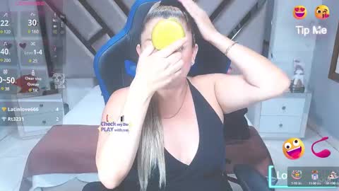 Snapshot of natalia5560 chatting on February 9, 7:41 pm natalia5560 online show from February 9, 7:41 pm