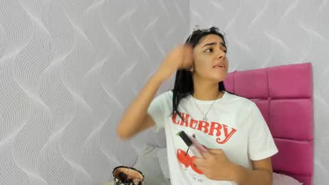 Snapshot of natalia_aguirre chatting on December 30, 12:20 pm Naty online show from December 30, 12:20 pm