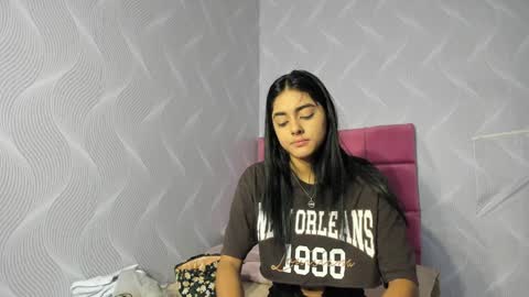 Snapshot of natalia_aguirre chatting on January 4, 12:27 pm Naty online show from January 4, 12:27 pm