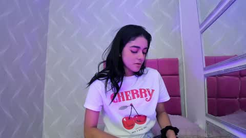 Snapshot of natalia_aguirre chatting on January 22, 12:27 pm Naty online show from January 22, 12:27 pm