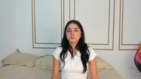 Snapshot of natalia_aguirre chatting on January 23, 12:30 pm Naty online show from January 23, 12:30 pm