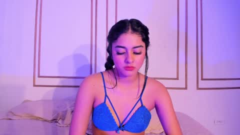 Snapshot of natalia_aguirre chatting on January 25, 6:35 pm Naty online show from January 25, 6:35 pm