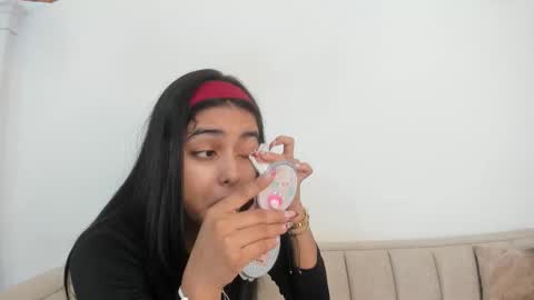 Snapshot of natalia_aguirre chatting on October 28, 12:09 pm Naty online show from October 28, 12:09 pm