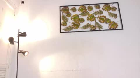 Naty  online show from December 21, 12:01 pm