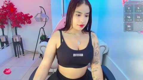 Snapshot of natalia_cartier chatting on April 1, 3:51 am Natalia. online show from April 1, 3:51 am