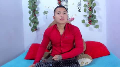 nataliaandjulliam online show from March 2, 3:09 am