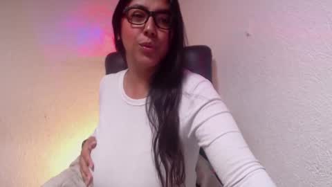 sara online show from September 18, 3:14 pm